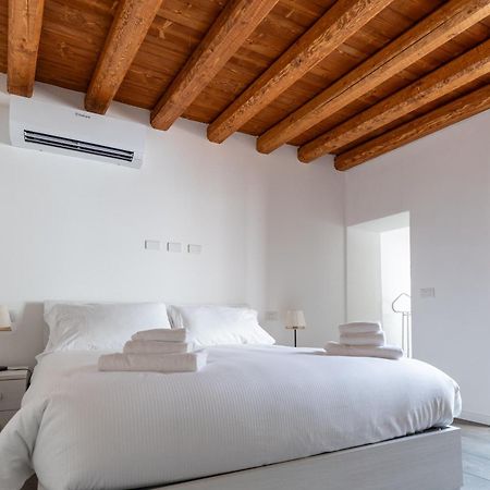 Piazza Del Lago Suites Menaggio Ngoại thất bức ảnh
