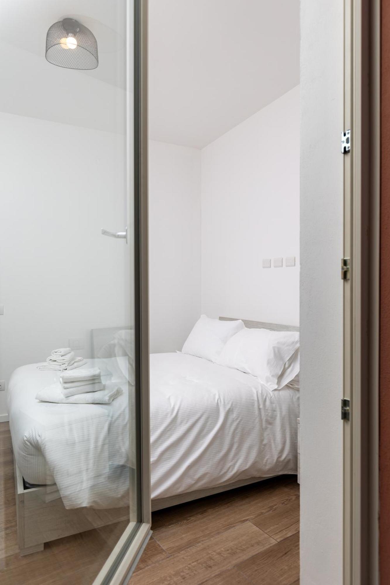 Piazza Del Lago Suites Menaggio Ngoại thất bức ảnh