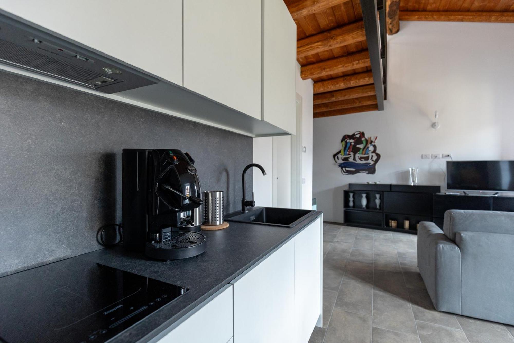 Piazza Del Lago Suites Menaggio Ngoại thất bức ảnh