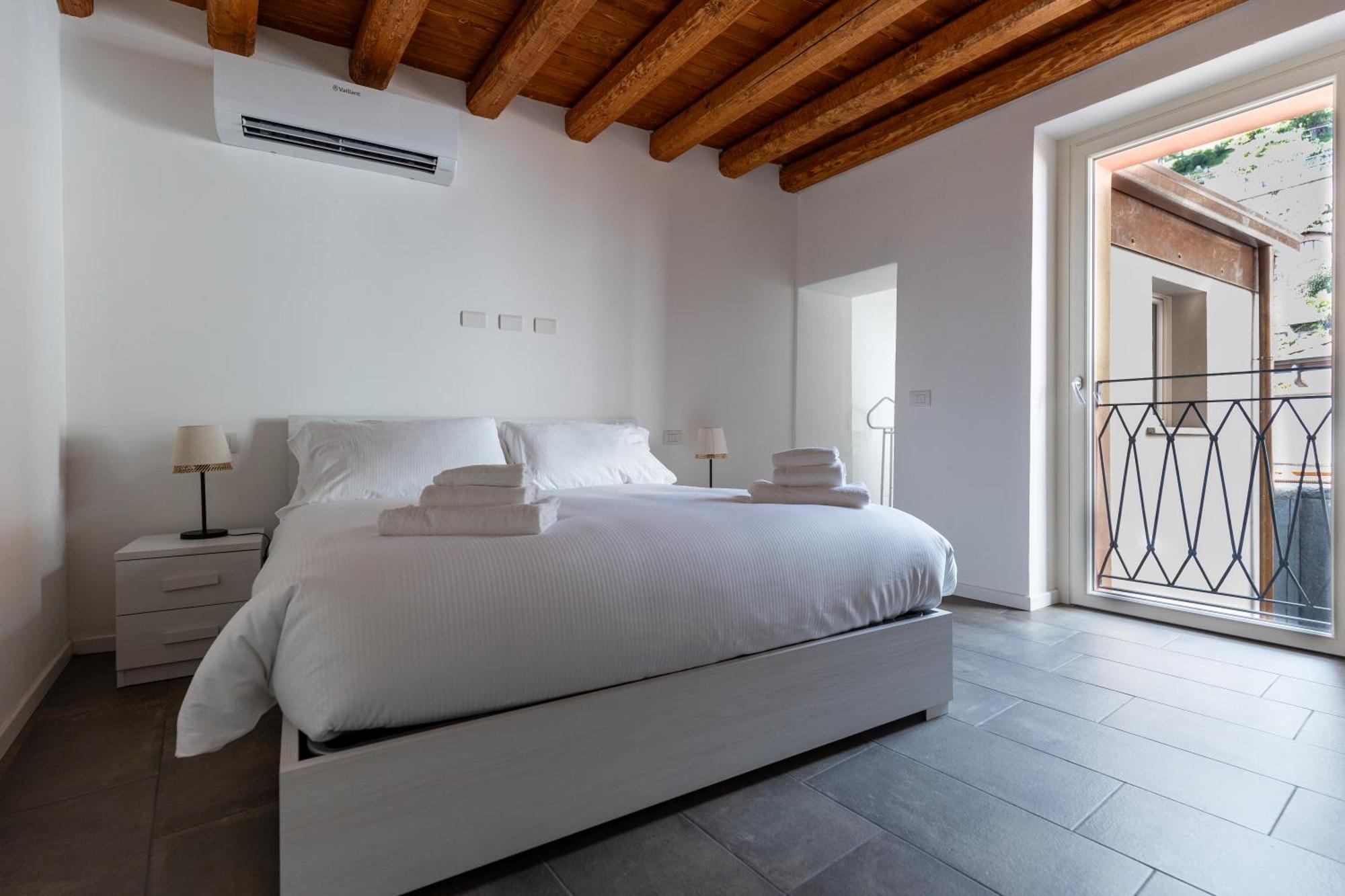 Piazza Del Lago Suites Menaggio Ngoại thất bức ảnh